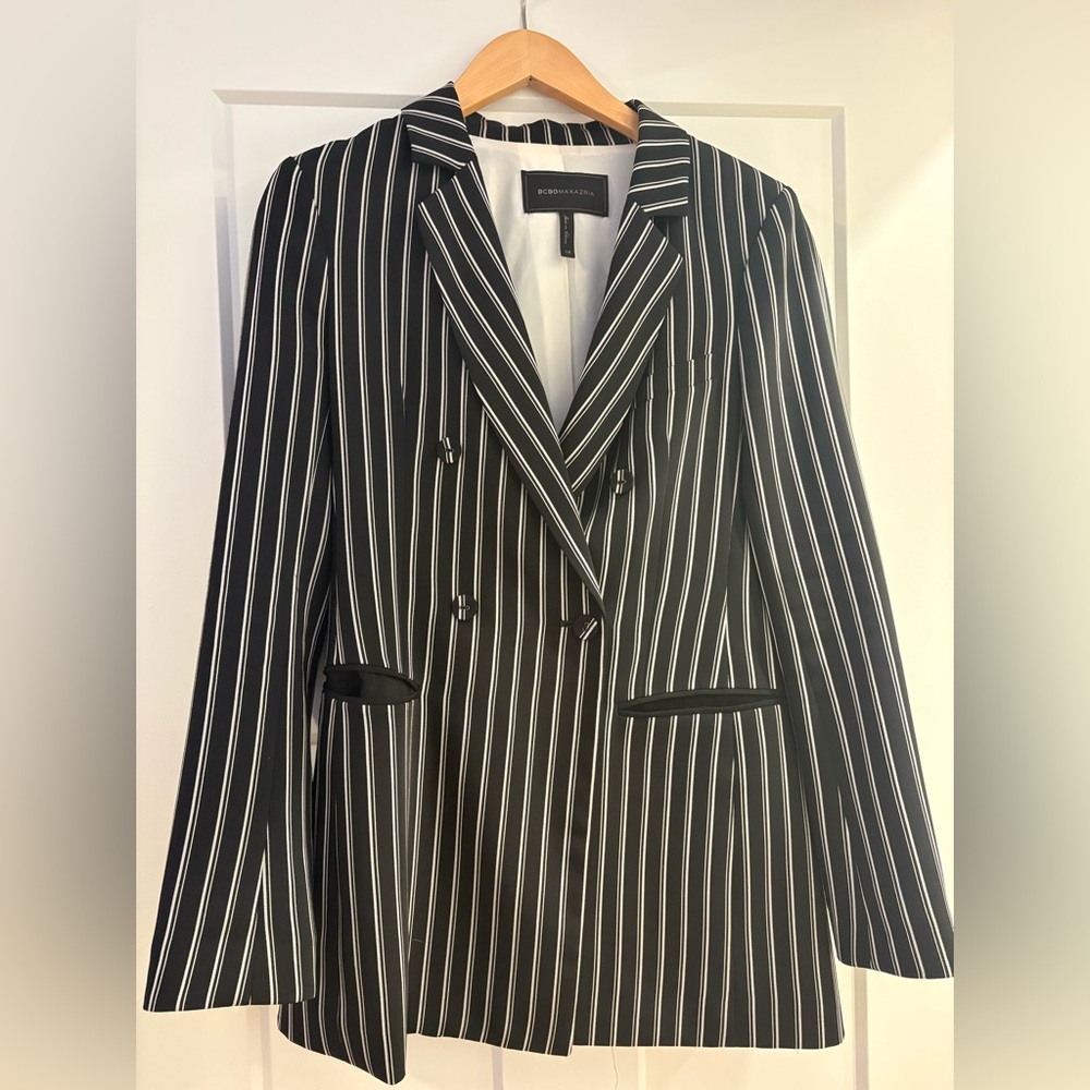 BCBGMaxAzria Blazer